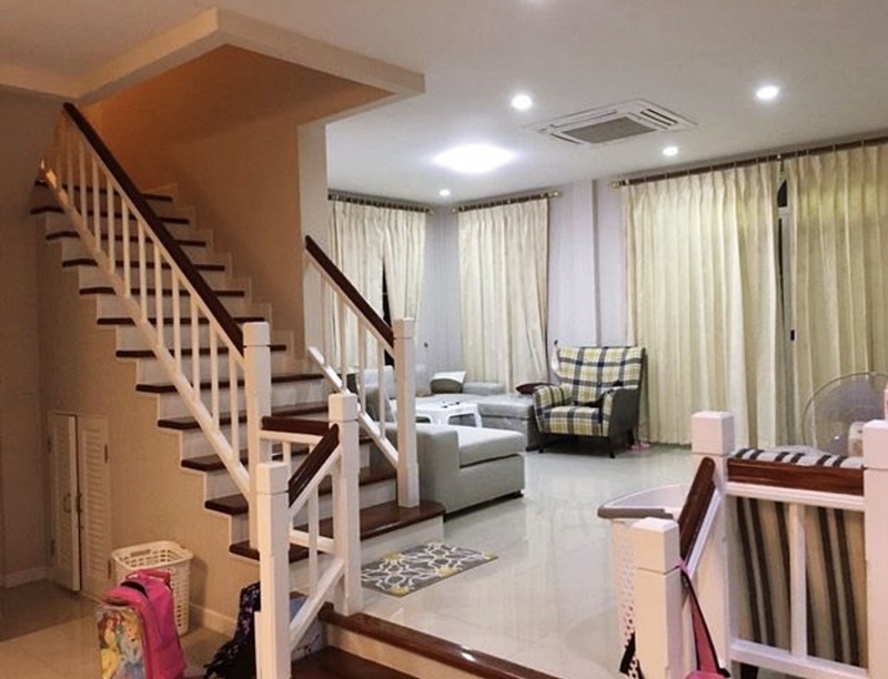 ให้เช่าบ้านเดียว 2 ชั้น ย่านรามอินทรา พื้นที่ 90 ตรว. 3 ห้องนอน เช่า 65,000 บ/ด