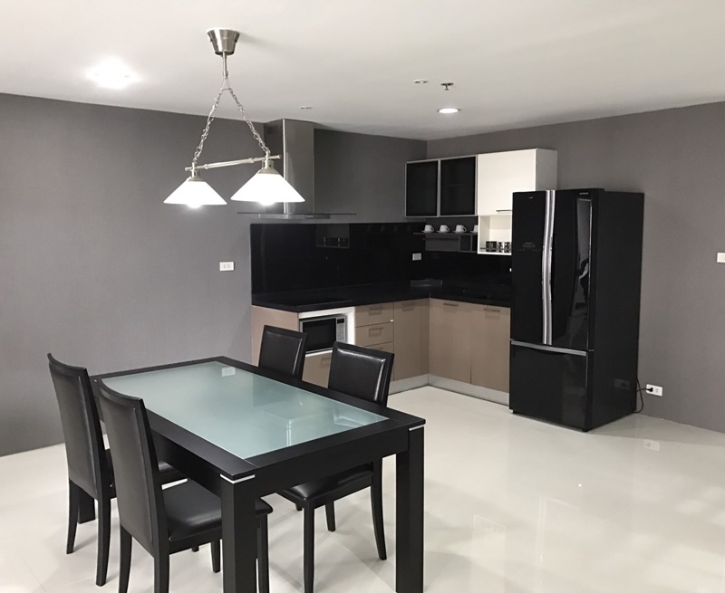 ให้เช่าคอนโด เดอะ วอเตอร์ฟอร์ด ไดมอนด์ 121 ตรม. 3 ห้องนอน เช่า 48,800 บ/ด