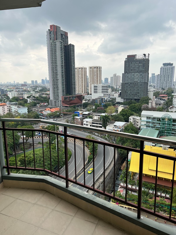 ให้เช่าคอนโด ศุภาลัย ปาร์ค เอกมัย-ทองหล่อ พื้นที่ 72 ตร.ม. 2 ห้องนอน เช่า 30,000 บ/ด