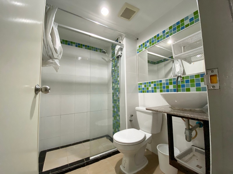 ขายคอนโด รีเจ้นท์โฮม 4 สุขุมวิท 85 พื้นที่ 30 ตรม. ห้องสตูดิโอ ขาย 1.65 ล้านบาท