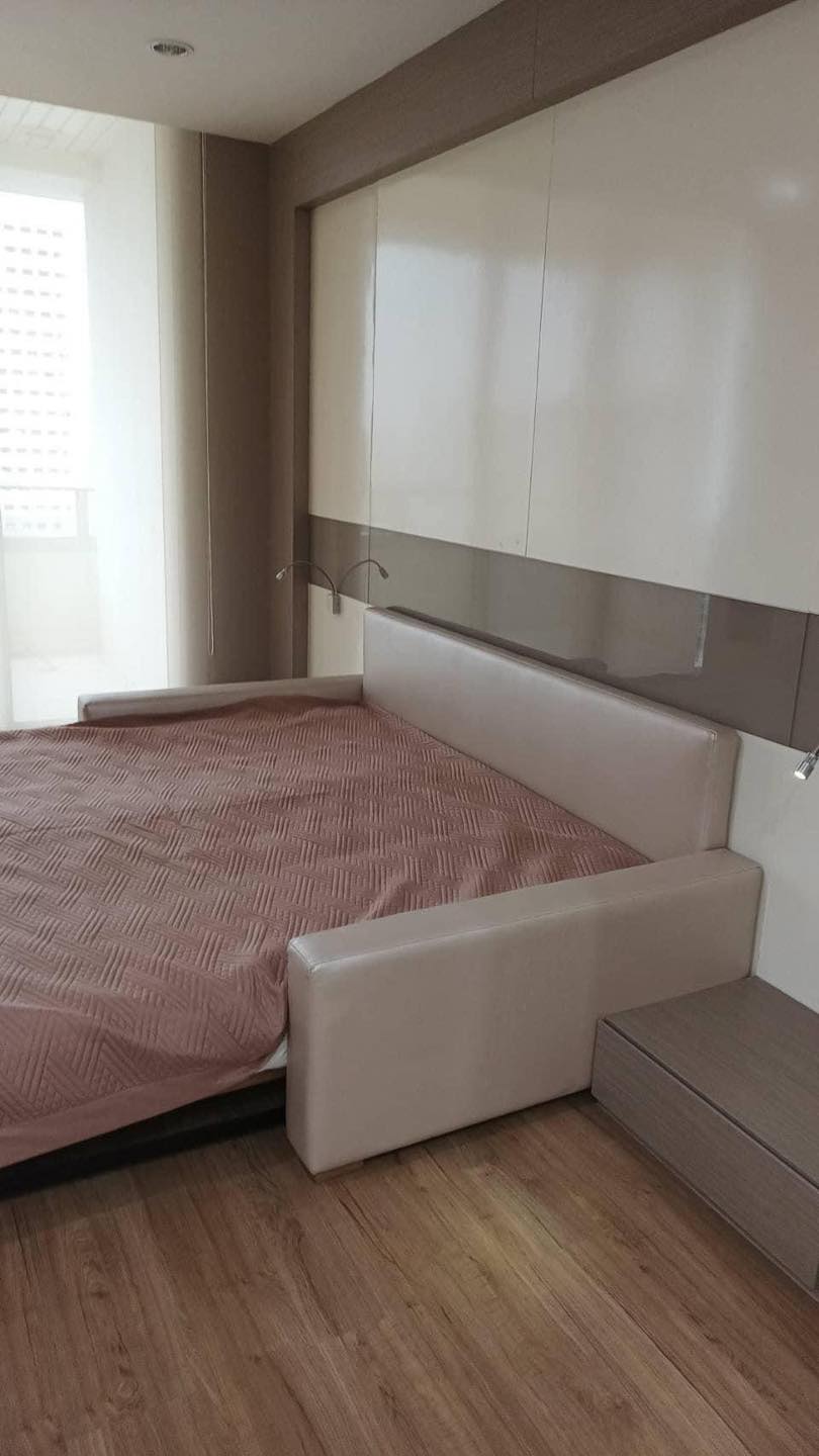 ให้เช่าคอนโด จามจุรี สแควร์ เรสซิเดนซ์ พื้นที่ 100 ตร.ม 2 ห้องนอน ราคา 45,000 บาท/เดือน