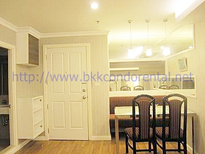 ให้เช่า ลุมพินี เพลส พระราม 9 ตึก D ชั้น 10 พื้นที่ 70 ตรม. 2 ห้องนอน