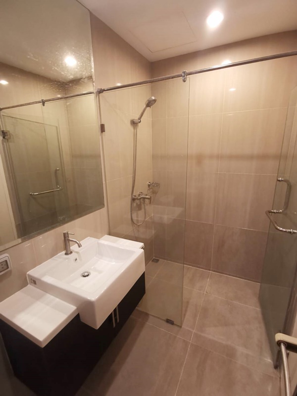 ให้เช่าคอนโด วิลล่า อโศก พื้นที่ 49 ตร.ม. 1 ห้องนอน เช่า 20,000 บ/ด