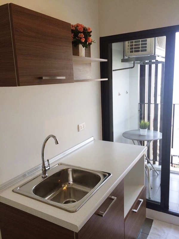 ให้เช่าคอนโด เดอะ ทรี อินเตอร์เชนจ์ พื้นที่ 30 ตร.ม. สตูดิโอ ให้เช่า 9,500 บ/ด