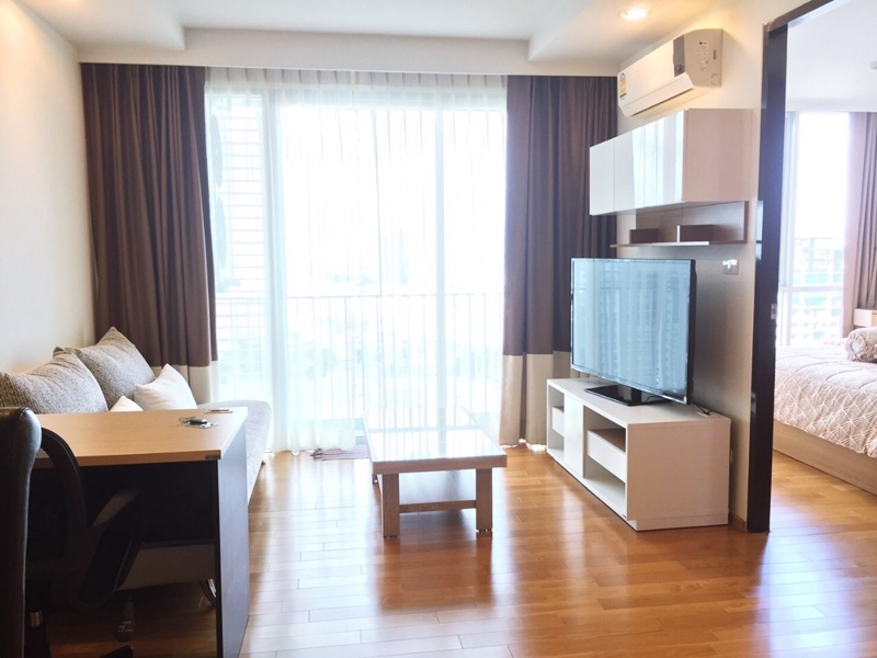 ขายคอนโด แอ็บสแตร็กส์ พหลโยธิน พาร์ค พื้นที่ 45 ตร.ม. 1 ห้องนอน ขาย 4.55 ล้านบาท