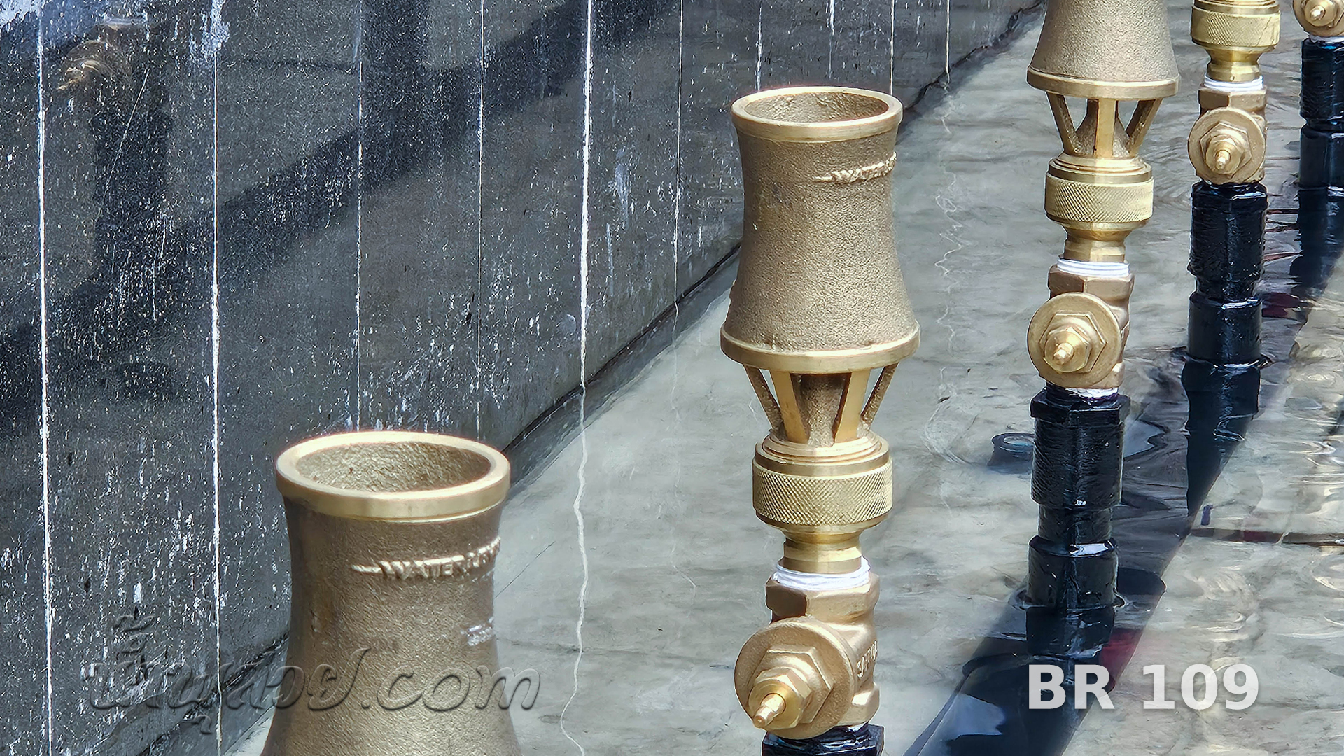 น้ำพุต้นสน บางกอกแร้นช์ จ.สมุทรปราการ