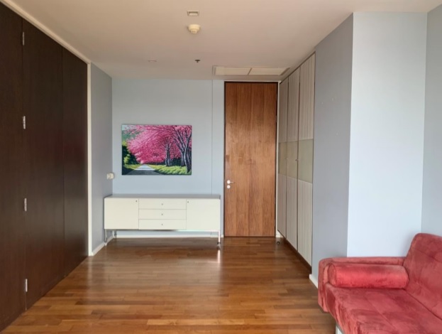 ให้เช่าคอนโด เดอะ เลค พื้นที่ 183 ตร.ม. 2 ห้องนอน เช่า 100,000 บ/ด