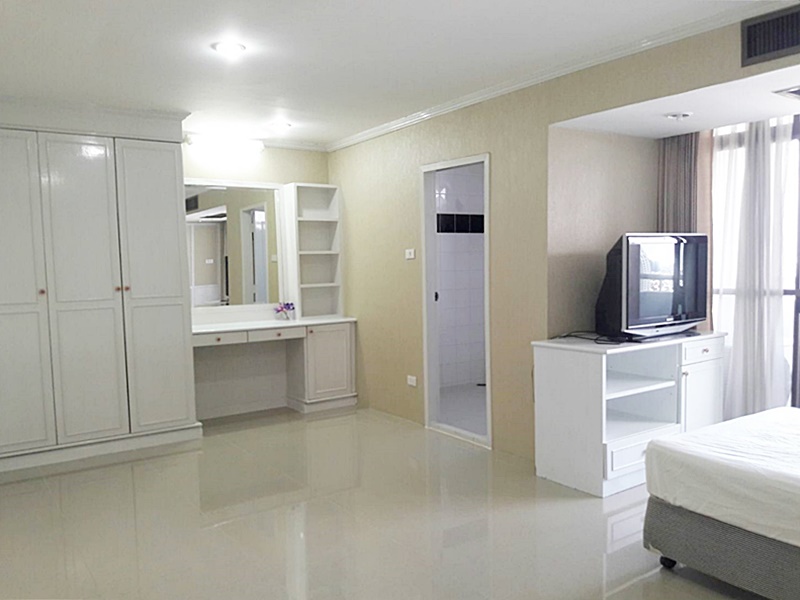 ให้เช่าคอนโด เดอะ วอเตอร์ฟอร์ด พาร์ค สุขุมวิท 53 177.2 ตร.ม. 3 ห้องนอน เช่า 49,000 บ/ด