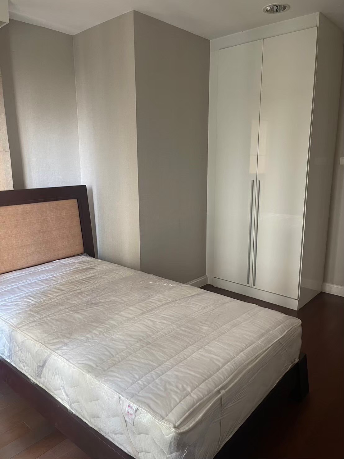 ให้เช่าคอนโด เบลล์ แกรนด์ พระราม 9 พื้นที่ 96 ตร.ม. 2 ห้องนอน