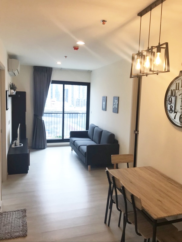 ขายคอนโดไลฟ์ อโศก พื้นที่ 55 ตร.ม. 2 ห้องนอน ขาย 8.8 ล้านบาท