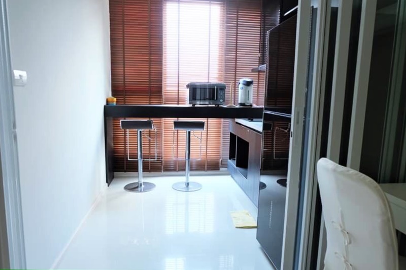 ให้เช่าคอนโด ริทึ่ม สุขุมวิท 44/1 พื้นที่ 35 ตร.ม. 1 ห้องนอน เช่า 22,000 บ/ด ลดราคาพิเศษ 18,000 บาท