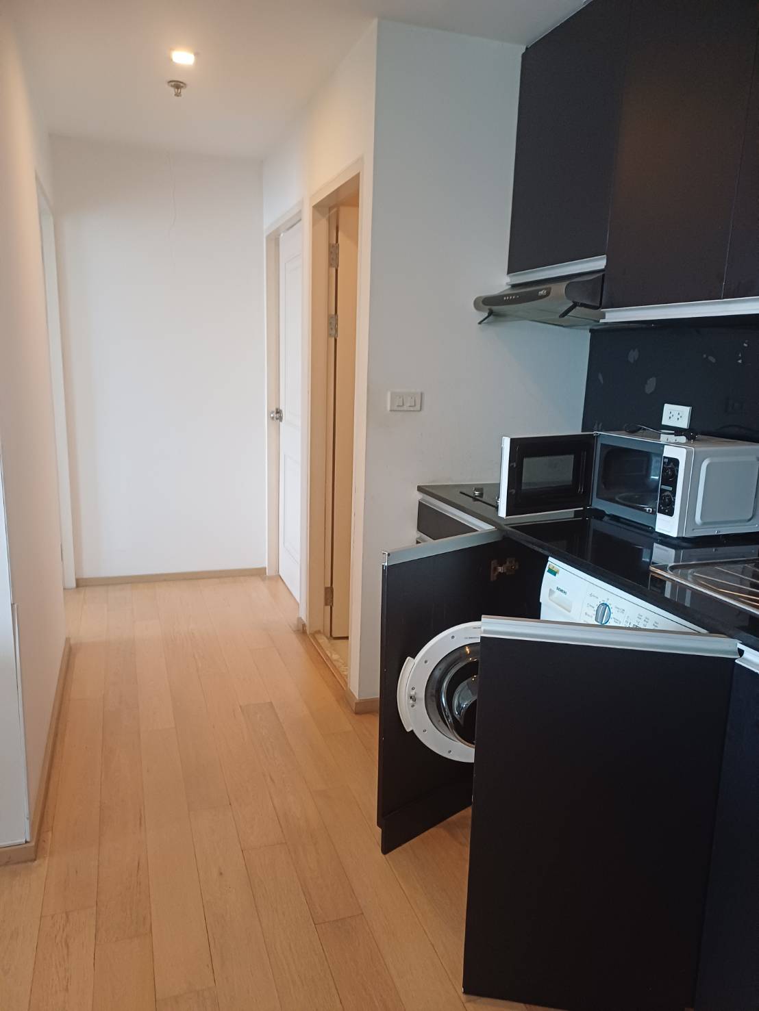 TD-Y11.3 ให้เช่าคอนโด โนเบิล รีเฟลกซ์ 2 ห้องนอน 2 ห้องน้ำ พื้นที่ 70 ตร.ม. เช่า 3ุ6,000 บ/ด