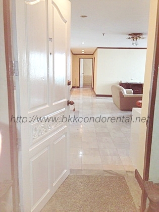 ให้เช่าคอนโด เพรสทิจ ทาวเวอร์ สุขุมวิท 23. พื้นที่ 174 ตรม.