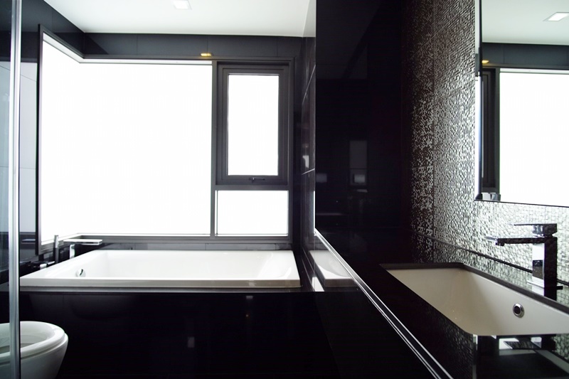 ให้เช่าคอนโด ริทึ่ม สุขุมวิท 36-38 พื้นที่ 75 ตร.ม. 2 ห้องนอน ให้เช่า 55,000 บ/ด