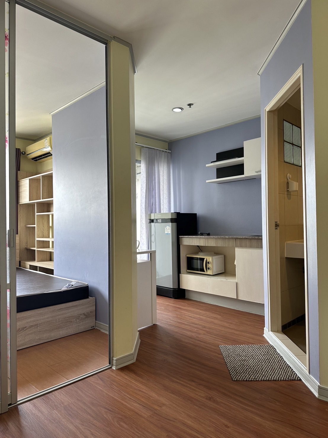 ให้เช่าลุมพินี คอนโดทาวน์ รามอินทรา-นวมินทร์ พื้นที่ 26 ตร.ม. 1 ห้องนอน เช่า 6,500 บ/ด