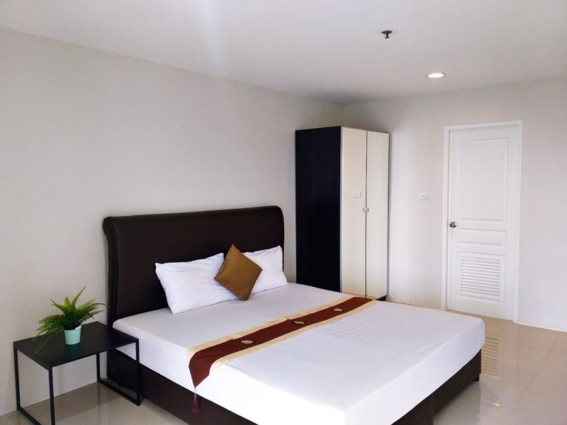 ให้เช่าคอนโด เดอะ วอเตอร์ฟอร์ด ไดมอนด์ สุขุมวิท 30/1 71.36 ตรม. 2 ห้องนอน 25,000 บ/ด