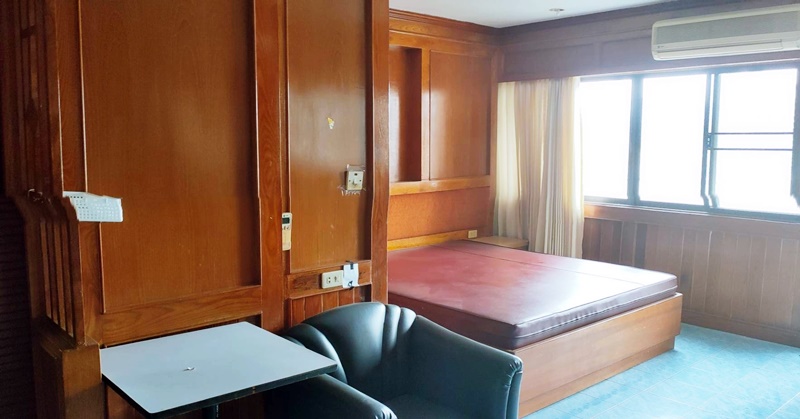 ขายคอนโด สราญใจ แมนชั่น พื้นที่ 35 ตร.ม. สตูดิโอ ขาย 2.5 ล้านบาท