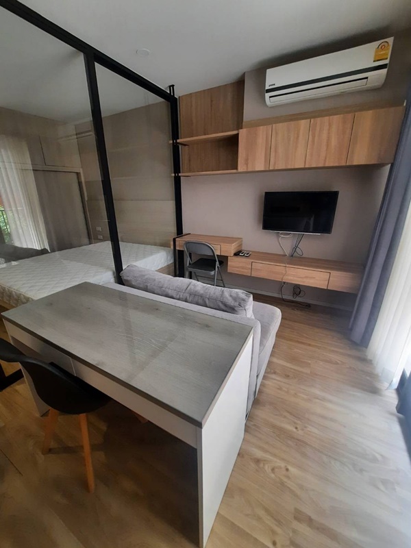 ให้เช่าคอนโด บลอสซั่ม คอนโด สาทร-เจริญราษฎร์ พื้นที่ 30 ตร.ม. 1 ห้องนอน เช่า 9,500 บ/ด