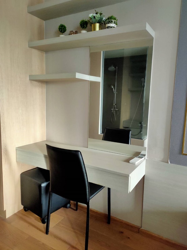 ให้เช่าคอนโด คิว ชิดลม-เพชรบุรี พื้นที่ 45 ตร.ม. 1 ห้องนอน เช่า 18,000 บ/ด