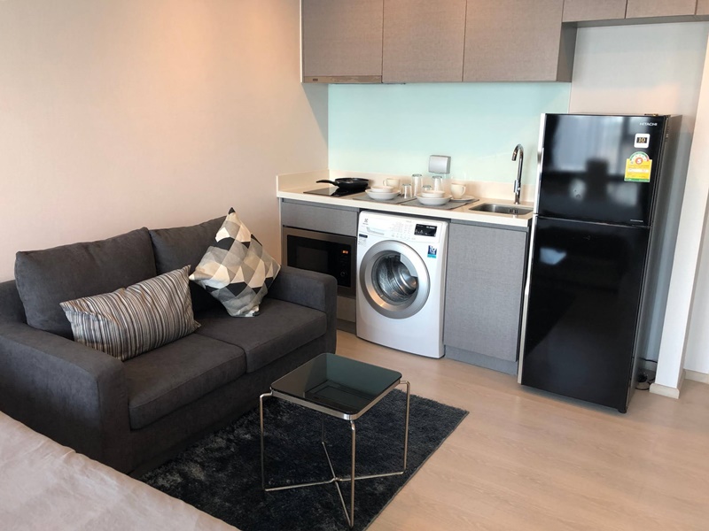 ให้เช่าคอนโด ริทึ่ม สุขุมวิท 36-38 พื้นที่ 26 ตร.ม. สตูดิโอ ให้เช่า 12,000 บ/ด