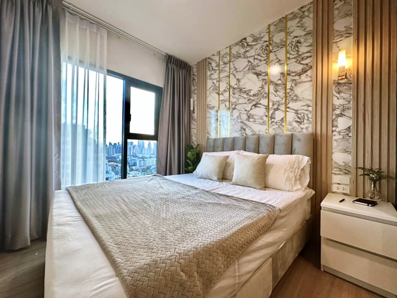 ให้เช่าคอนโด เดอะ เบส เพชรบุรี-ทองหล่อ พื้นที่ 33 ตร.ม. 1 ห้องนอน เช่า 19,000 บ/ด