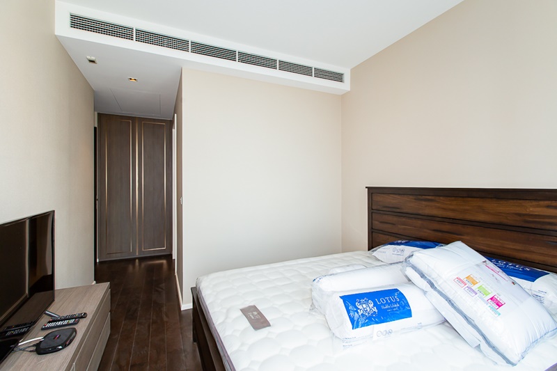 ให้เช่าคอนโด เดอะ ดิโพลแมท 39 พื้นที่ 74 ตร.ม. 2 ห้องนอน เช่า 80,000 บ/ด