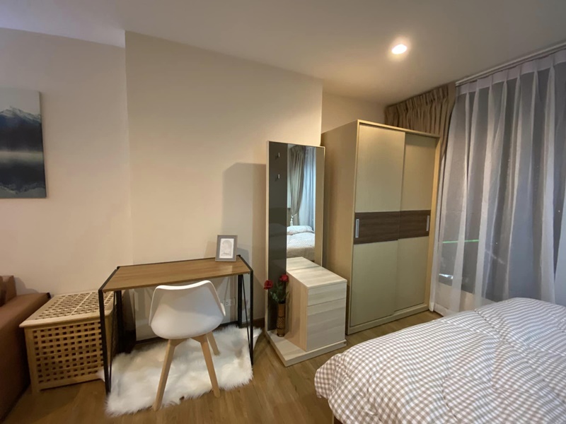 ให้เช่าคอนโด เดอะ ทรี อินเตอร์เชนจ์ พื้นที่ 31 ตร.ม. สตูดิโอ เช่า 9,500 บ/ด