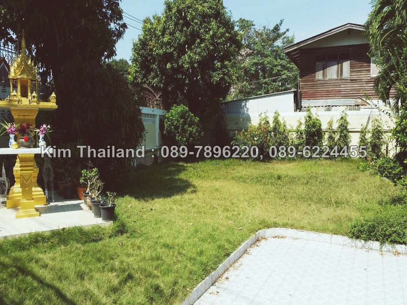 ขายบ้านเดียว ย่าน บางขุนเทียน พื้นที่ 600 ตารางวา ขาย 18 ล้านบาท