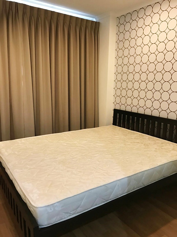 ให้เช่าคอนโด ลุมพินี เพลส รัชโยธิน พื้นที่ 28 ตร.ม. 1 ห้องนอน ให้เช่า 9,500 บ/ด