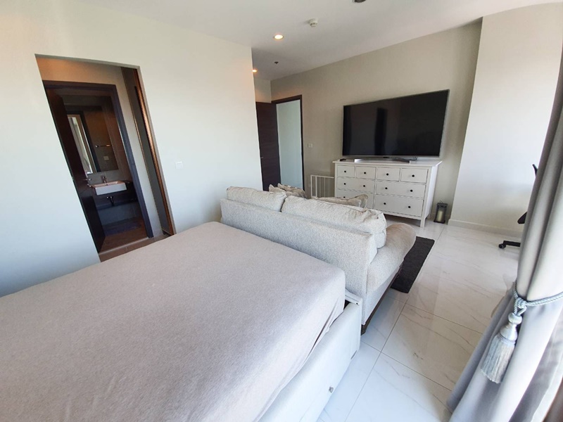 ให้เช่าคอนโด ซี เอกมัย พื้นที่ 100 ตร.ม. 3 ห้องนอน เช่า 58,000 บ/ด