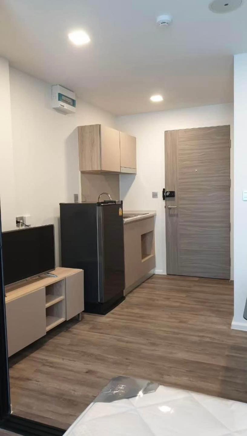 ให้เช่า แอทโมซ รัชดา ห้วยขวาง 24 ตร.ม 1 ห้องนอน ราคา 11,000 บาท/เดือน