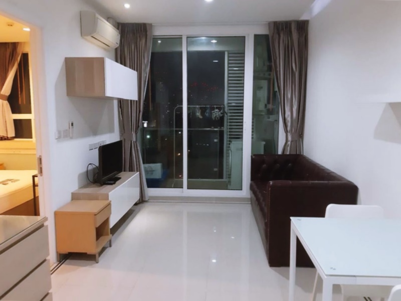 ให้เช่าคอนโด ทีซี กรีน พระราม 9 พื้นที่ 41 ตร.ม. 1 ห้องนอน เช่า 17,500 บ/ด