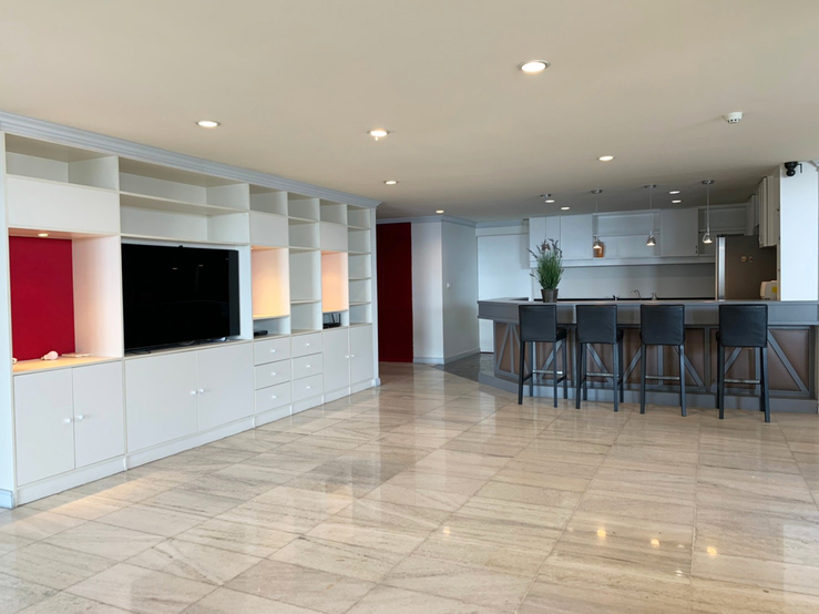 ให้เช่าคอนโด ไทปิง ทาวเวอร์ พื้นที่ 250 ตร.ม. 4 ห้องนอน เช่า 75,000 บ/ด