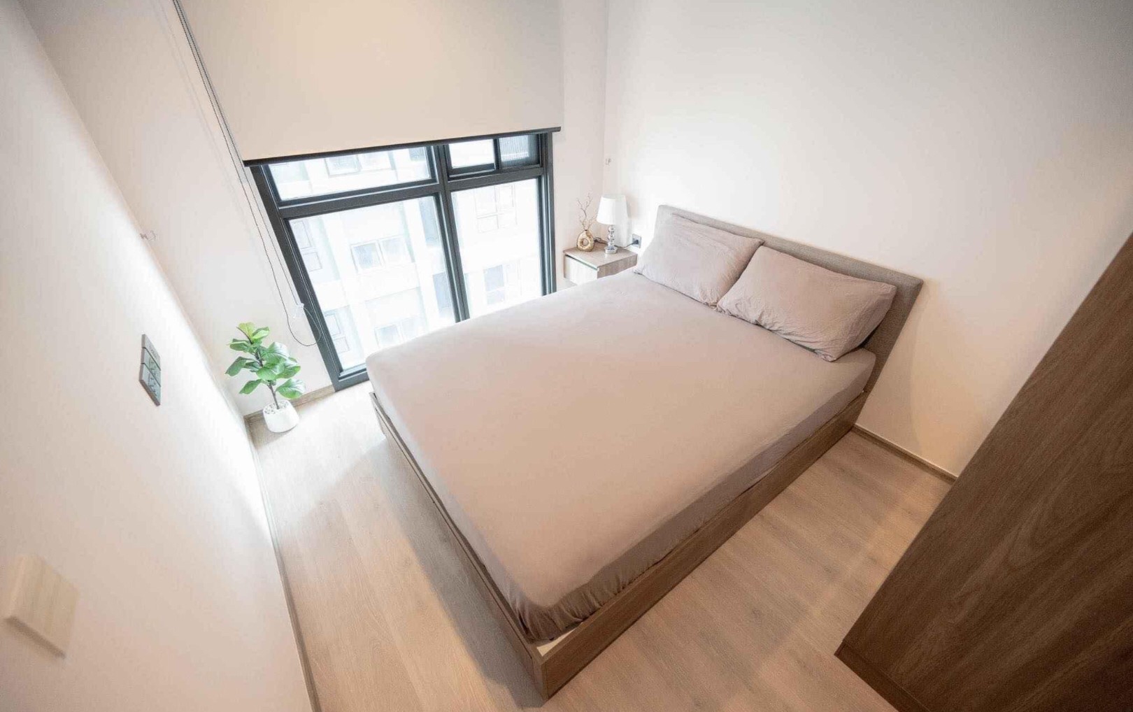 ให้เช่า เดอะ ไลน์ พหลโยธิน พาร์ค พื้นที่ 66 ตรม. 2 ห้องนอน เช่า 42,000 บาท/เดือน