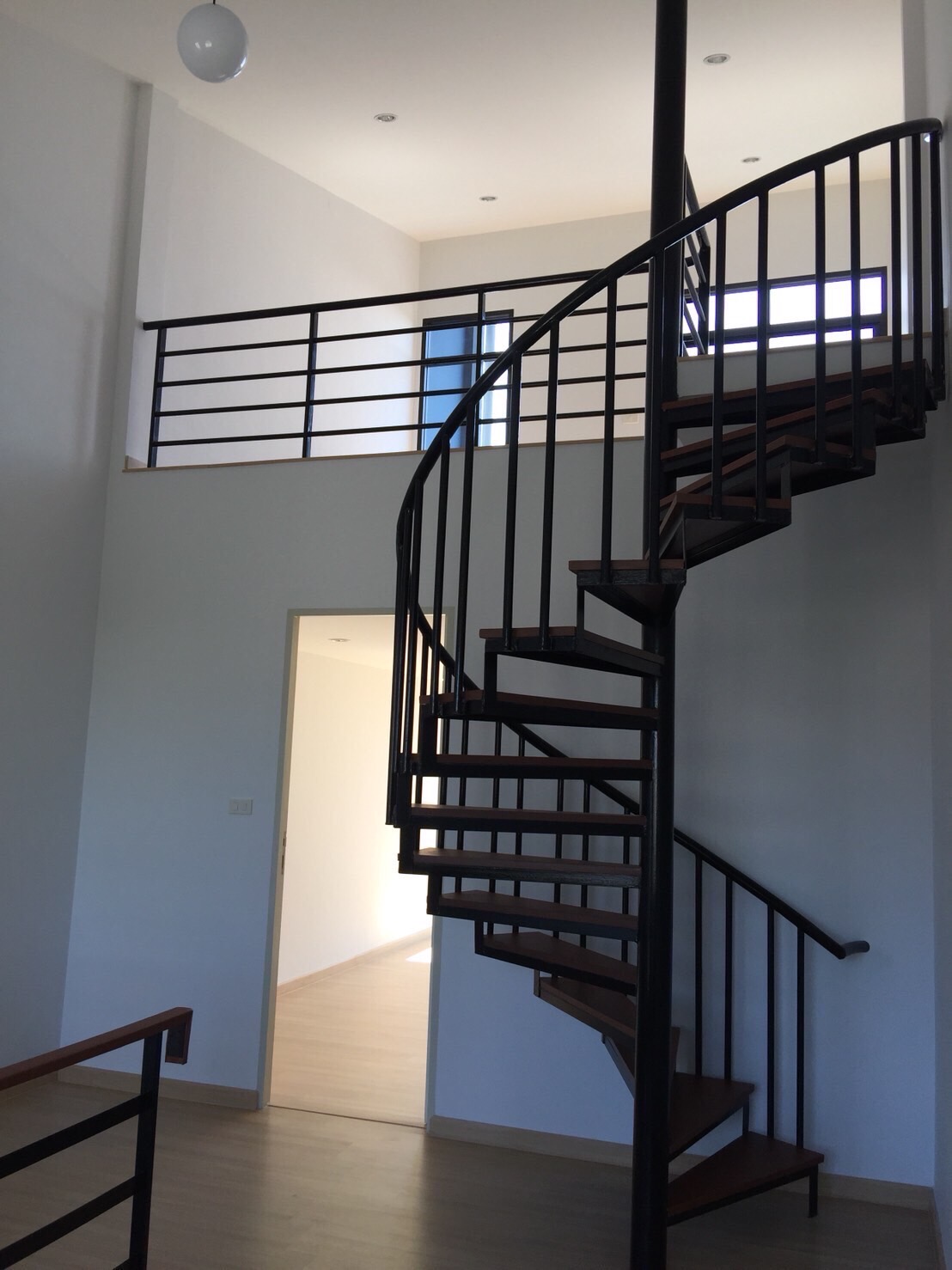 ทาวน์โฮม ให้เช่า เฮ้าส์ 35 แจ้งวัฒนะ พื้นที่ 17 ตร.วา 3 ห้องนอน ให้เช่า 22,000 บ/ด