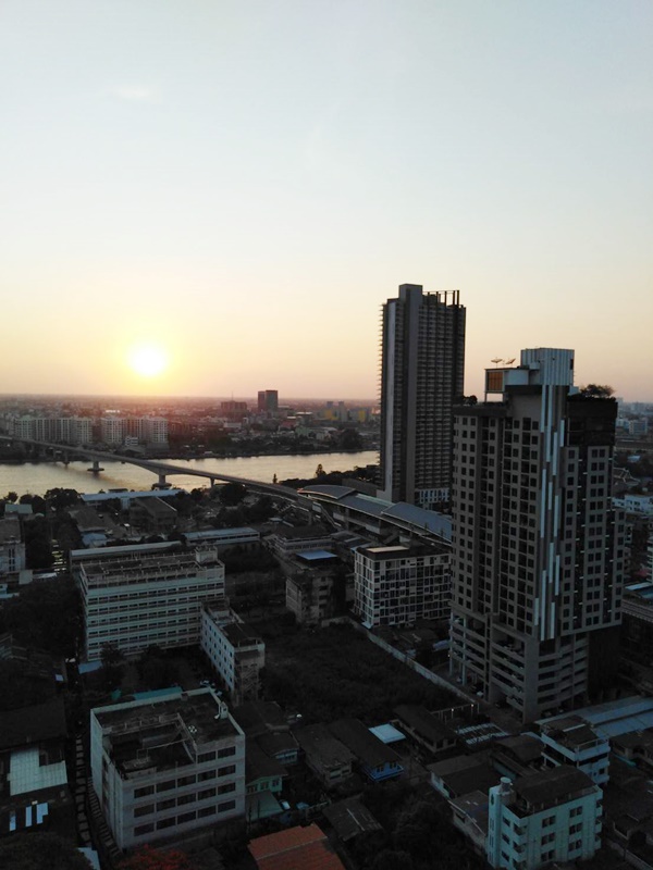 ให้เช่าคอนโด เดอะ ทรี อินเตอร์เชนจ์ พื้นที่ 60 ตร.ม. 2 ห้องนอน เช่า 23,000 บ/ด