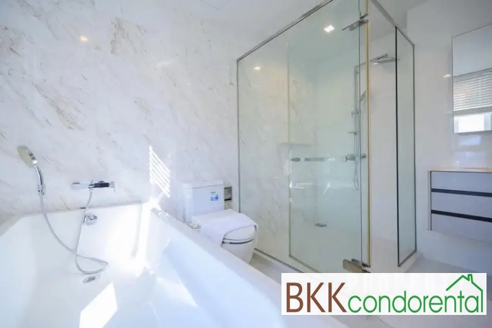 ให้เช่าคอนโด เฮช คิว ทองหล่อ พื้นที่ 75 ตรม. 2 ห้องนอน เช่า 60,000 บาท/เดือน