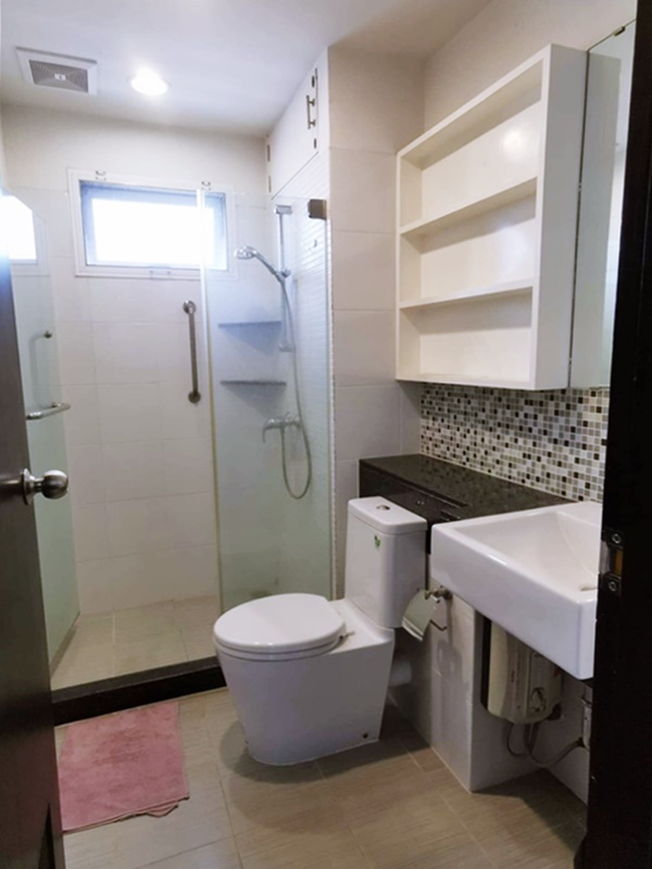 ขายคอนโดไดมอนด์ สุขุมวิท พื้นที่ 60.65 ตร.ม. 2 ห้องนอน ขาย 5.2 ล้านบาท