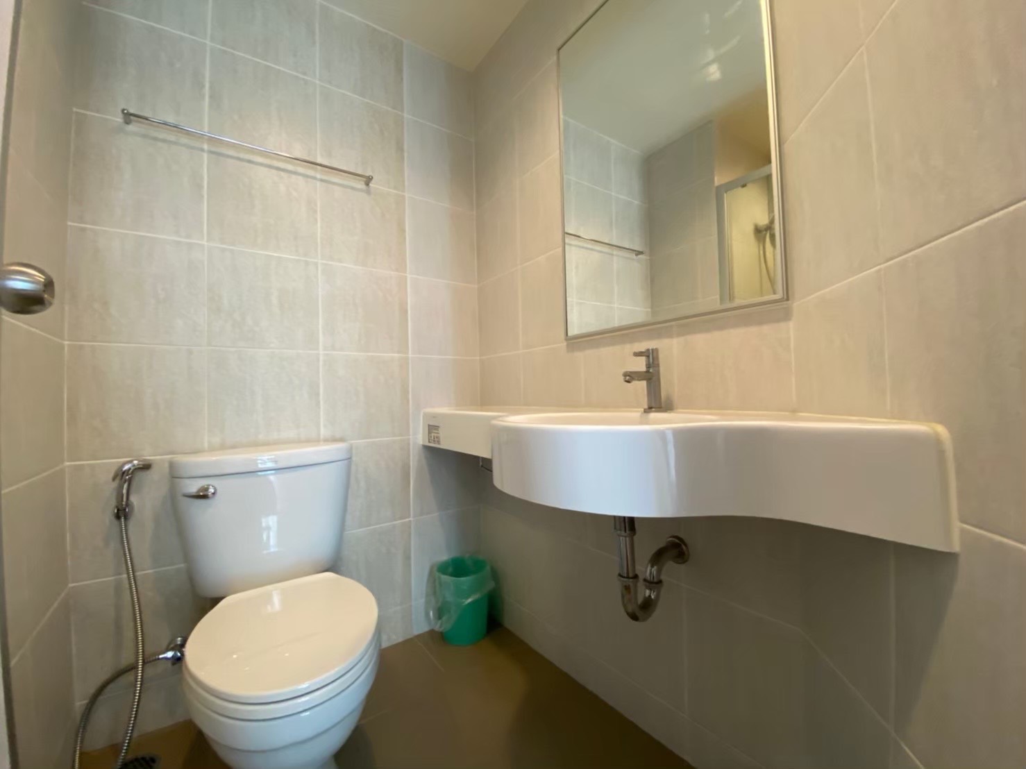 ให้เช่าคอนโดลุมพินี วิลล์ นครอินทร์ - ริเวอร์วิว พื้นที่ 26 ตร.ม. 1 ห้องนอน เช่า 6,500 บ/ด