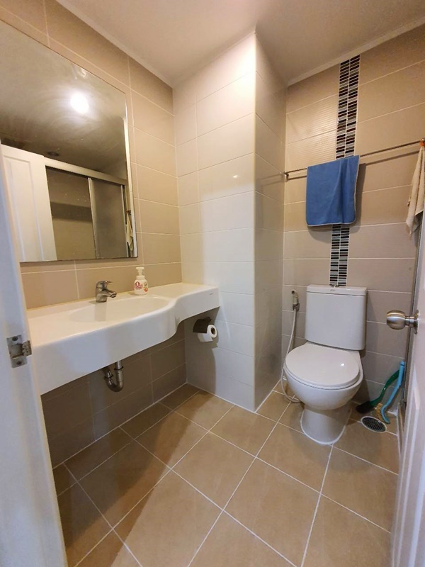 ให้เช่าคอนโด ลุมพินี เพลส พระราม 9 พื้นที่ 34 ตร.ม. 1 ห้องนอน เช่า 12,000 บ/ด