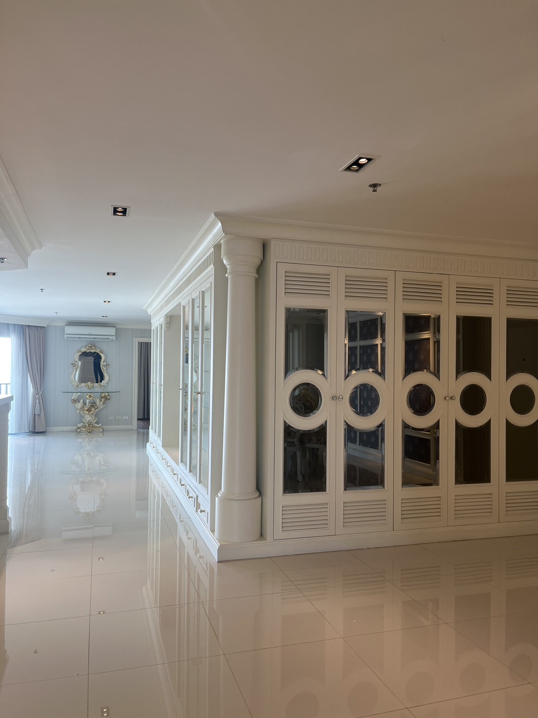 Bell grand Rama 9 Penthouse city view 6 bedroom 7 bath 4 balcony , 3 bathtub