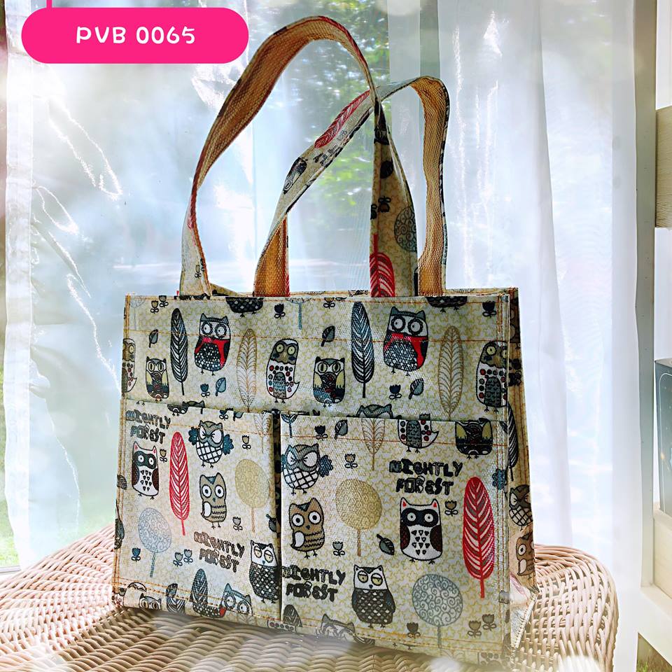 กระเป๋าผ้าเคลือบ พื้นครีม ลายนกฮูก PVC กันน้ำ ใส่เอกสาร (A5)