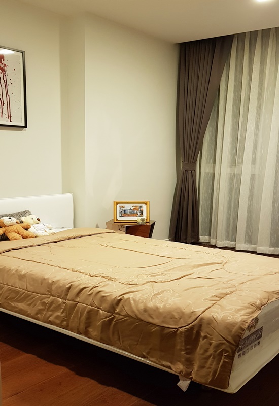 ขาย/ให้เช่า คอนโด ไฮด์ สุขุมวิท 11 58.54 ตร.ม. 2 ห้องนอน เช่า 45,000 บ/ด ขาย 10.7 ล.