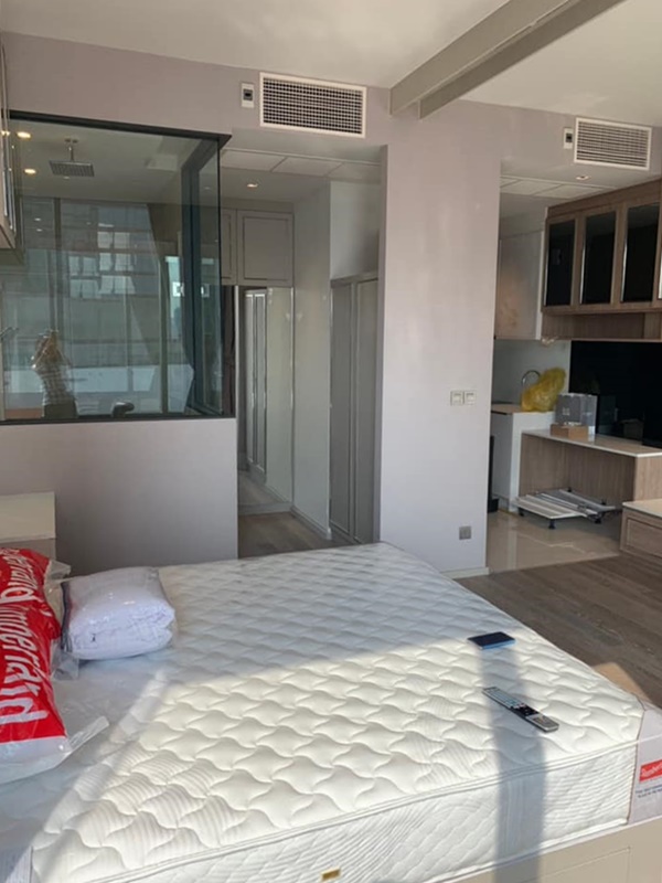 ให้เช่าคอนโด แอชตัน สีลม พื้นที่ 35.6 ตร.ม. 1 ห้องนอน เช่า 35,000 บ/ด