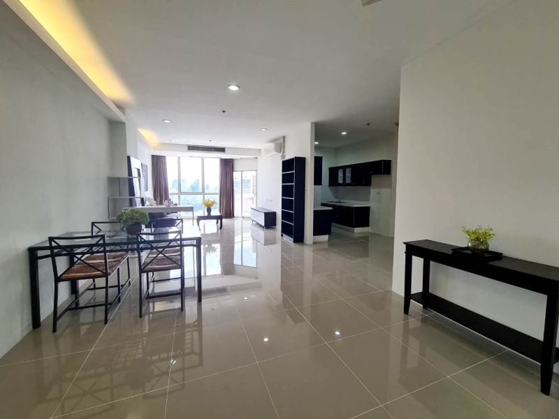 ให้เช่าคอนโดวอเตอร์ ฟอร์ด ไดมอนด์ ทาวเวอร์ พื้นที่ 146 ตรม. 3 ห้องนอน เช่า 75,000 บ/ด