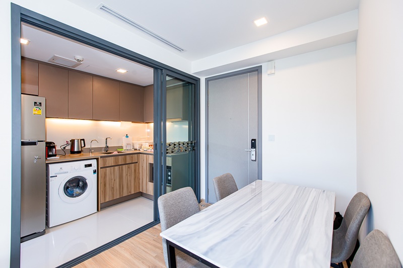 ให้เช่าคอนโด ทากะ เฮาส์ เอกมัย 12 พื้นที่ 52.68 ตร.ม. 2 ห้องนอน เช่า 33,000 บ/ด