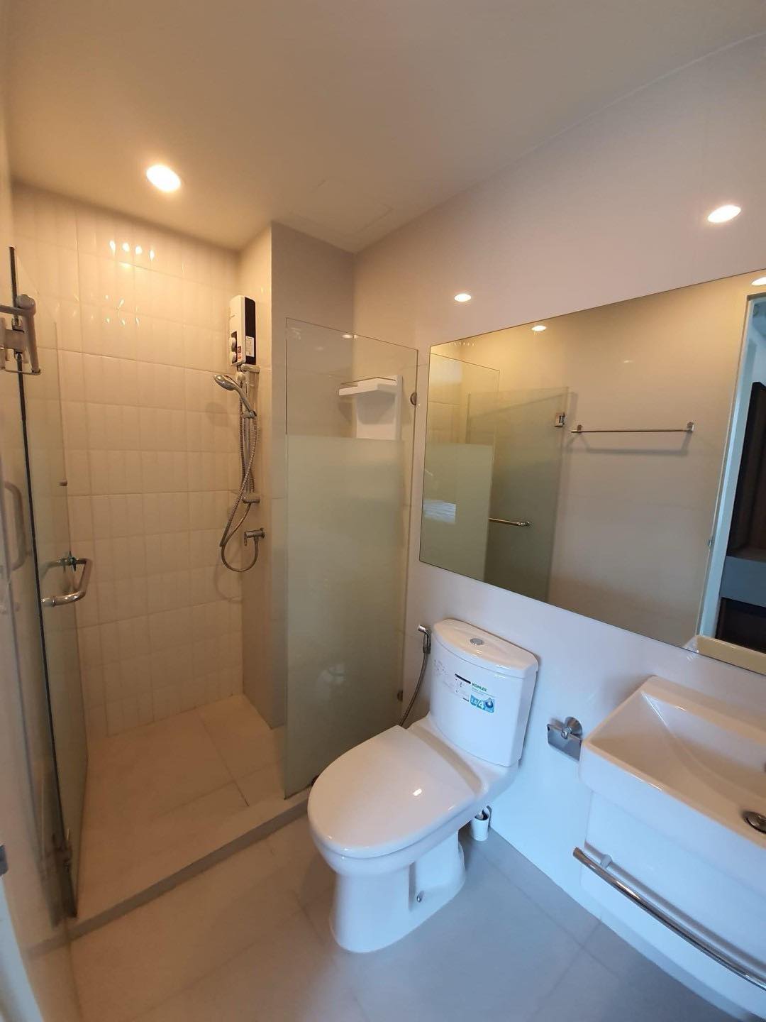 ให้เช่าคอนโด ไลฟ์ อโศก พื้นที่ 25 ตร.ม สตูดิโอ ราคา 16,500 บาท/เดือน