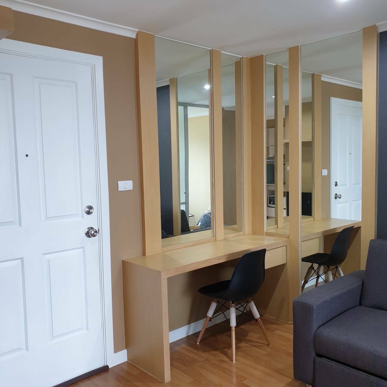 ให้เช่าคอนโด ลุมพินี เพลส พระราม 4-กล้วยน้ำไท 28 ตร. ม. 1 ห้องนอน เช่า 12,000 บ/ด