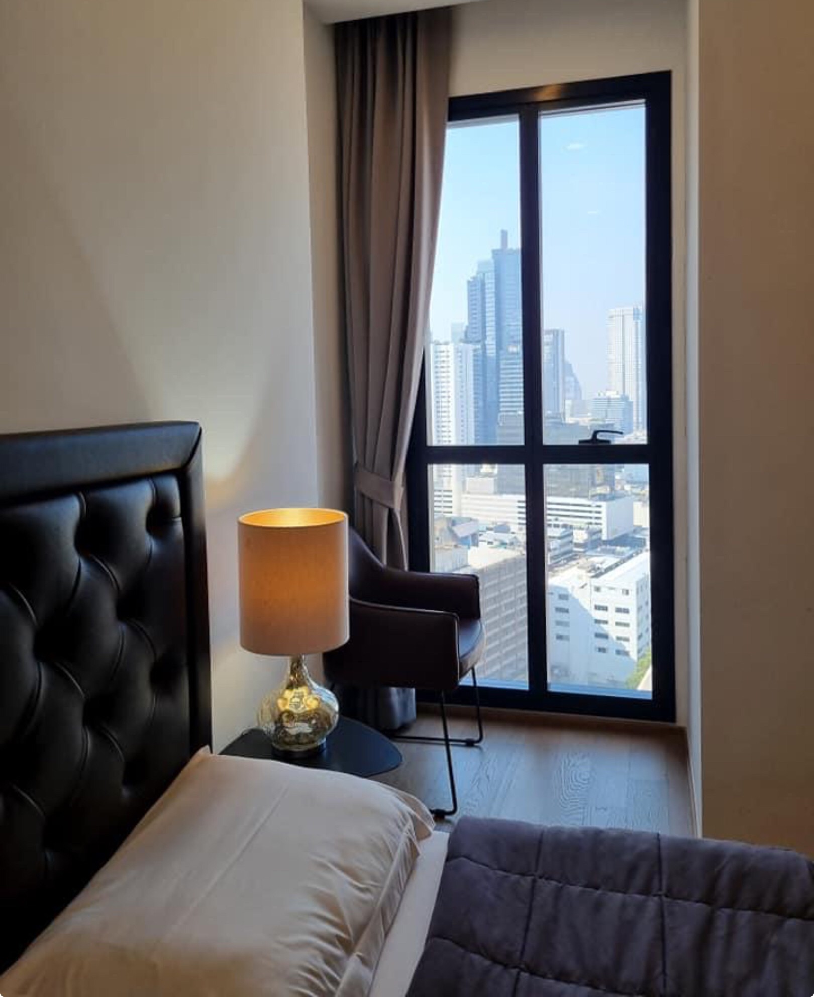 ให้เช่า แอชตัน จุฬา - สีลม 34 ตรม. 1 ห้องนอน เช่า 24,000 บาท/เดือน