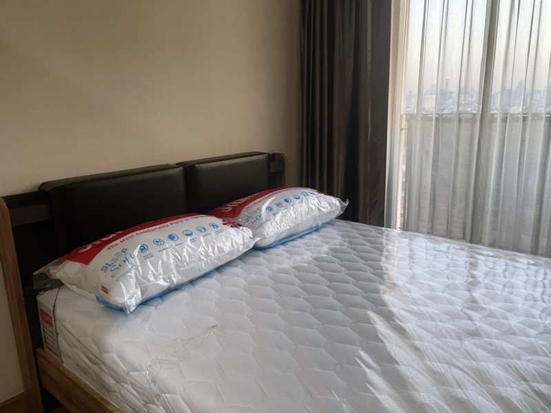 ขาย/ให้เช่า เดอะ ทรี อินเตอร์เชนจ์ 36 ตร.ม. 1 ห้องนอน เช่า 12,500 บ ขาย 3.25 ลบ.